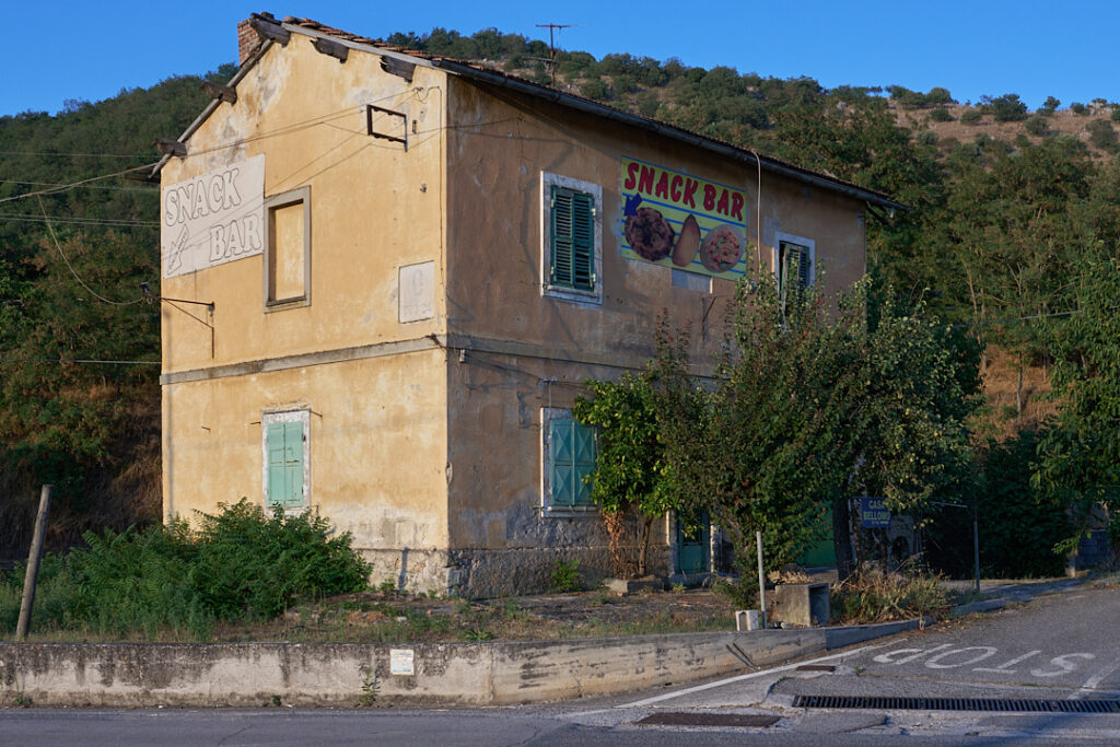 Casello ferroviario FCL (primo)